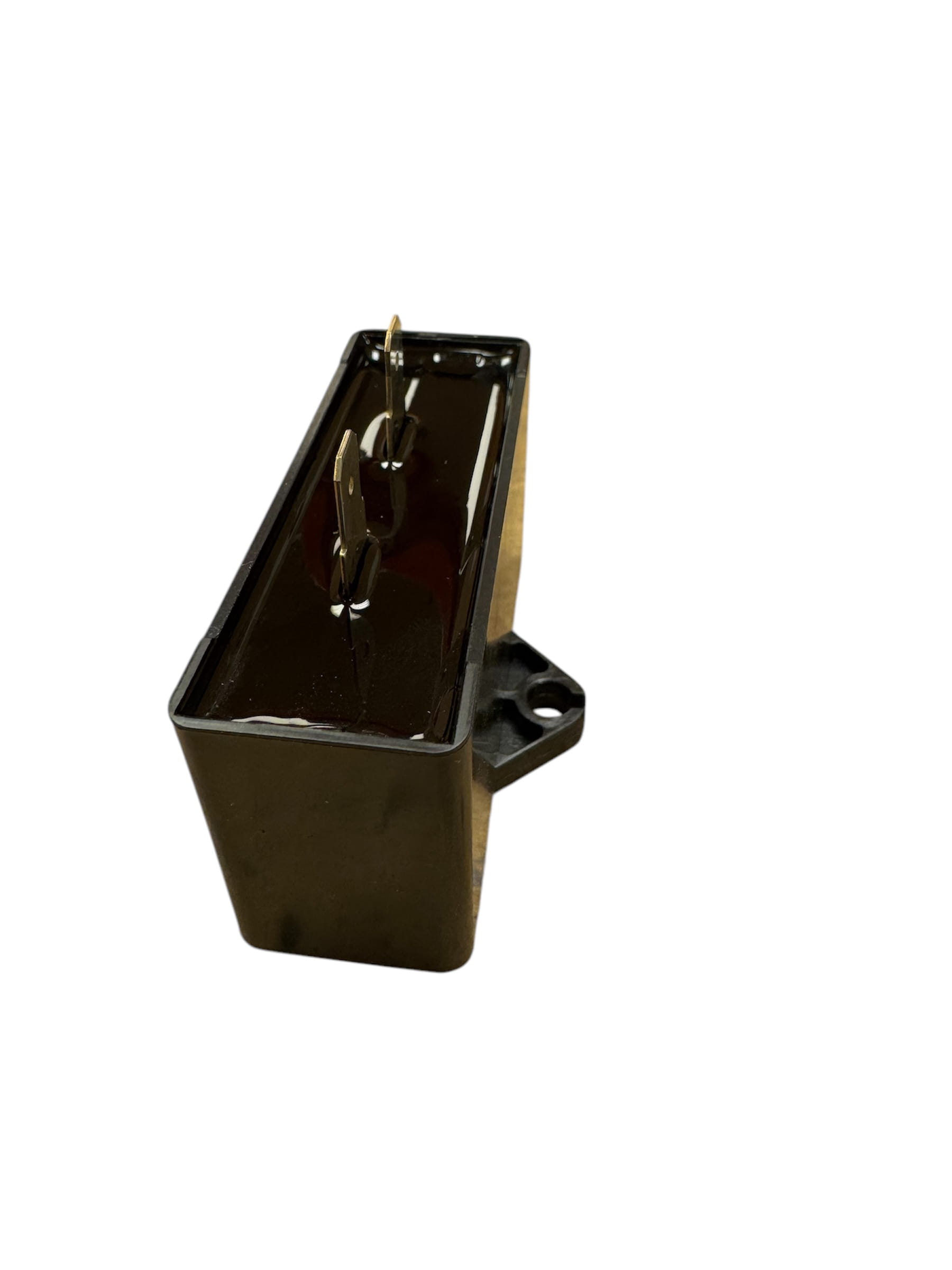 X349 Series Film Capacitor is engineered for refrigeration systems, HVAC systems, pumps, fans, small to medium motors, and industrial machinery. Utilizing segmented film technology, this capacitor ensures high durability, a wide capacitance range, and a compact, reliable design. It is UL, VDE, and CSA recognized, making it a trusted choice for industrial and commercial applications requiring stable and efficient capacitive support.